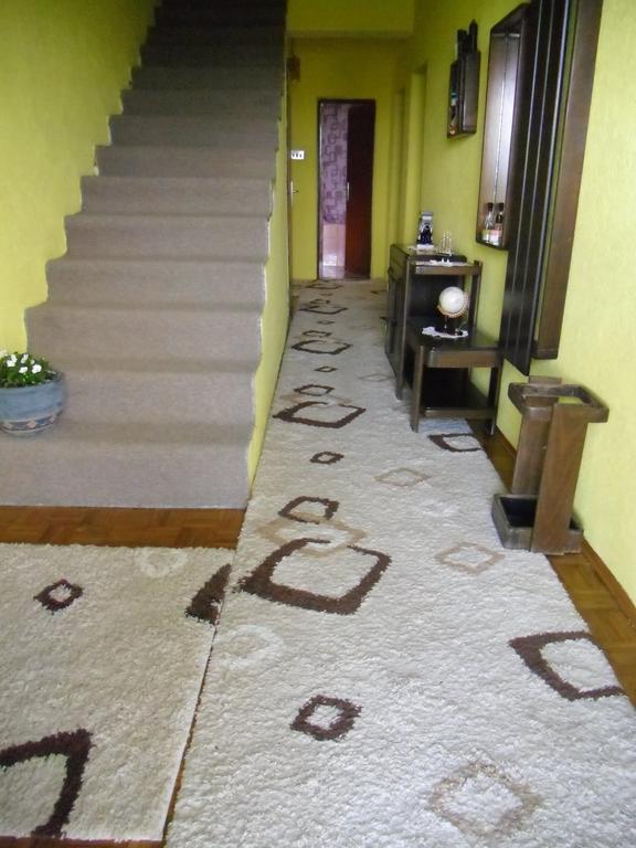 Apartment Dragovic Улцин Стая снимка